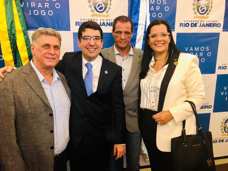 Vereadores Alexandra Moreira e Marcos Silva participam da Posse do Novo Secretário de Agricultura do Estado do Rio.